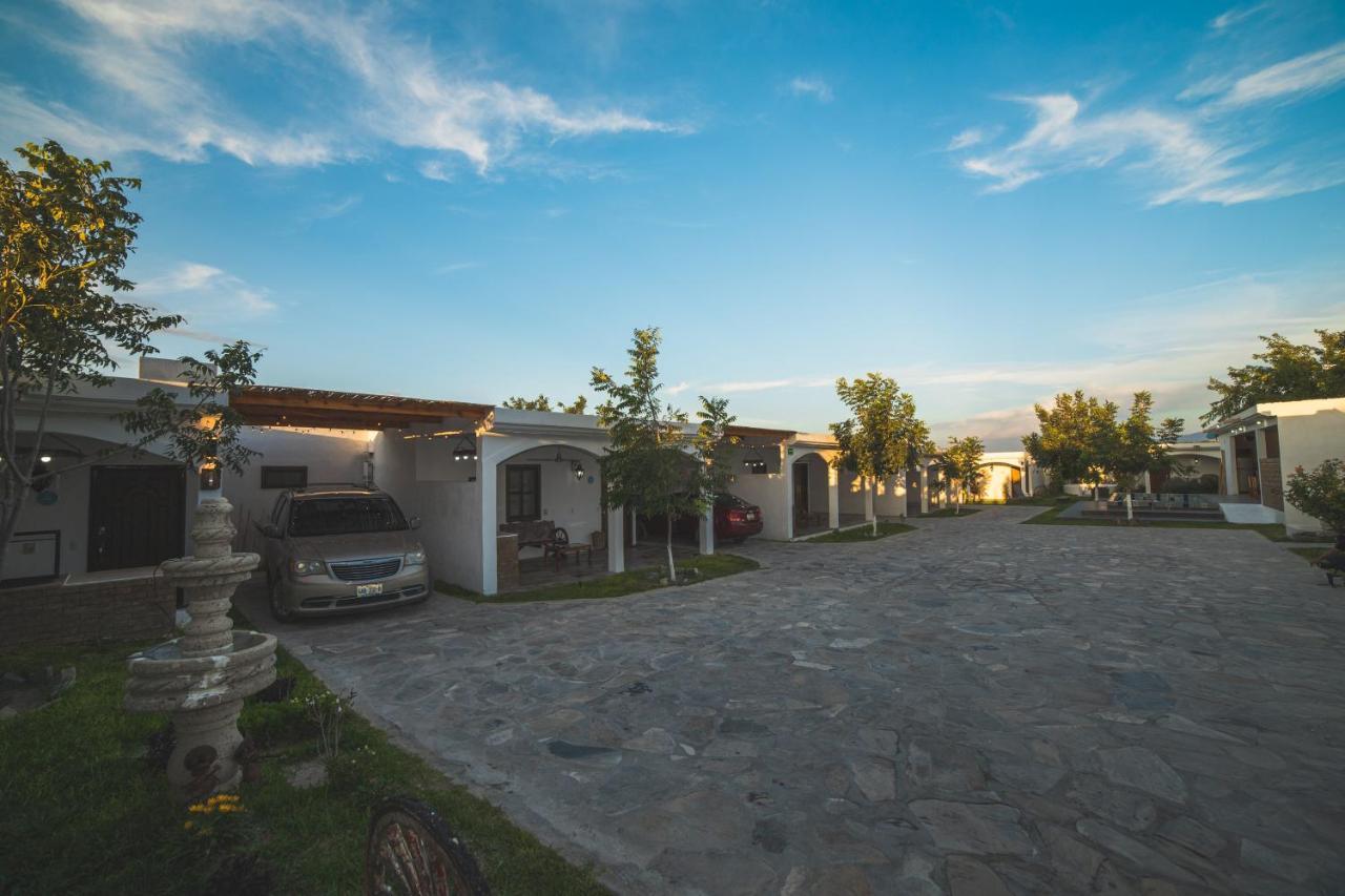 Hotel Posada Las Nubes Parras de la Fuente Exterior photo